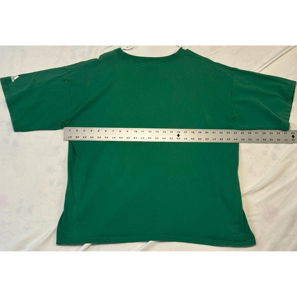 Vintage Adidas Notre Dame Basketball T-Shirt Green Mens XL Made in USA Shamrock